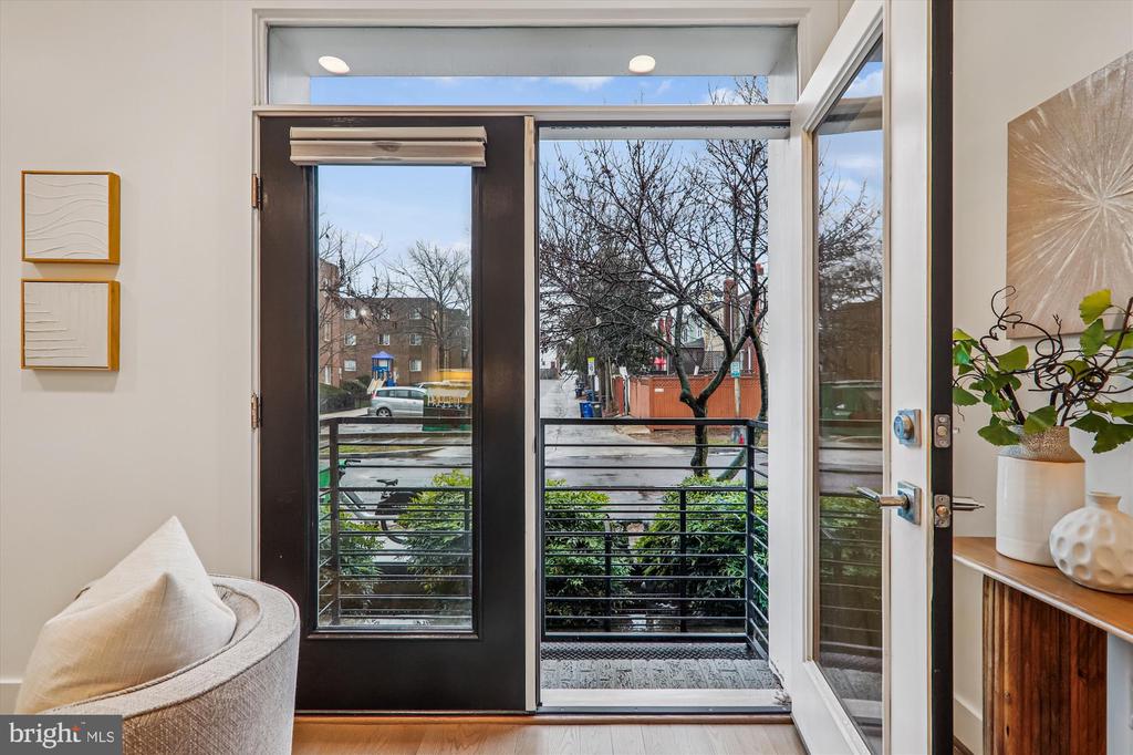 1508 F STREET NE 3