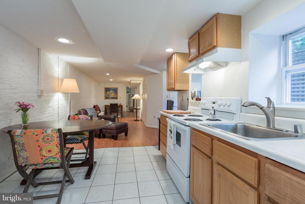 1825 ONTARIO PLACE NW