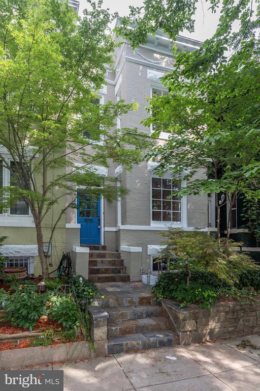 1825 ONTARIO PLACE NW