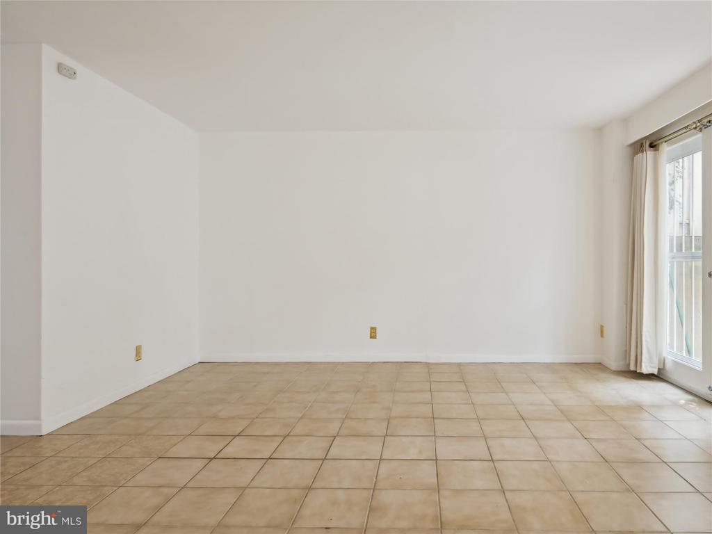 56 G STREET SW Unit: B