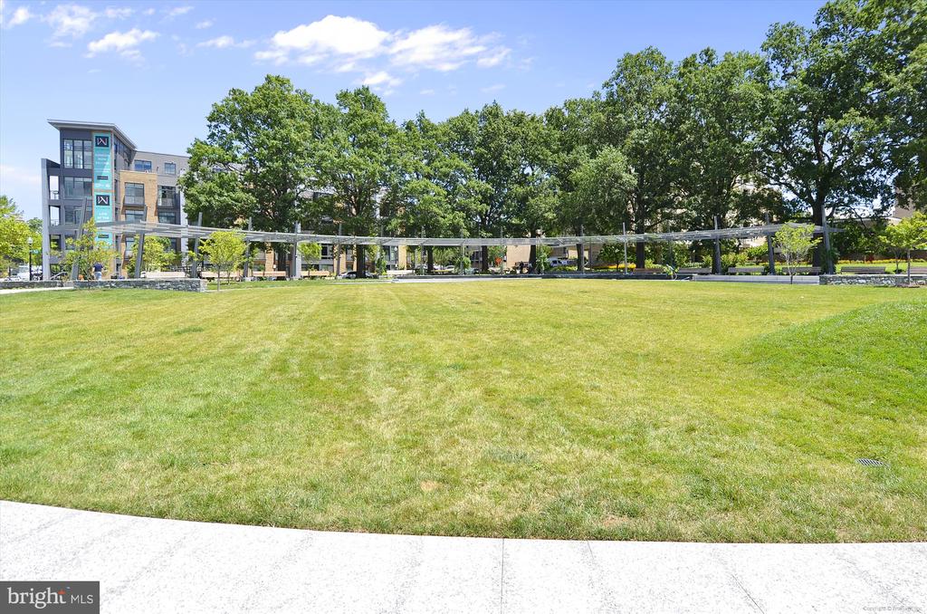 56 G STREET SW Unit: B