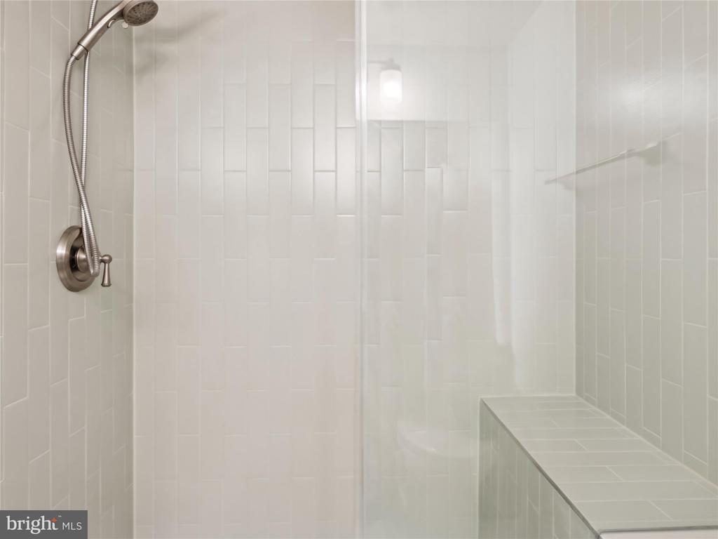 56 G STREET SW Unit: B