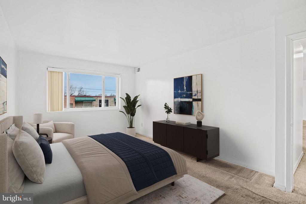 4270 EAST CAPITOL STREET NE Unit: 301
