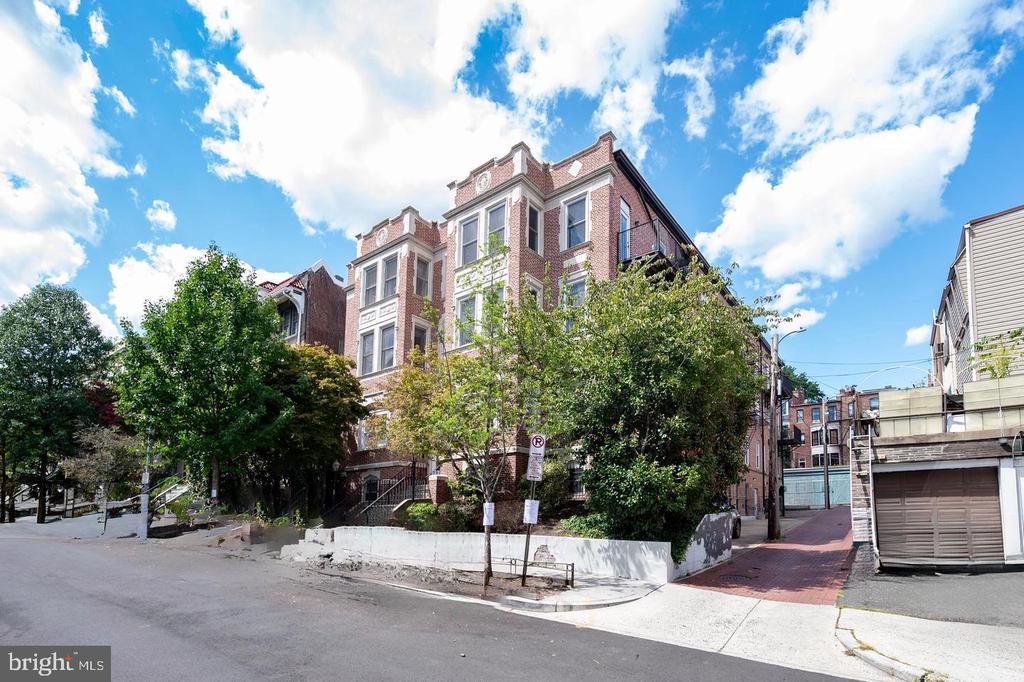 1807 CALIFORNIA STREET NW Unit: T5