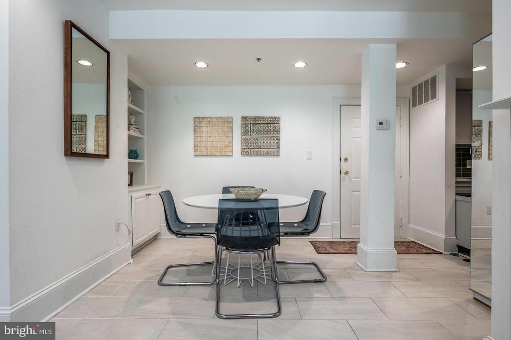 1807 CALIFORNIA STREET NW Unit: T5