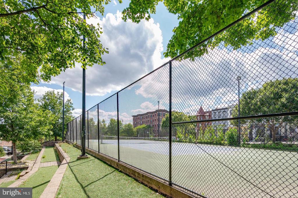 1807 CALIFORNIA STREET NW Unit: T5