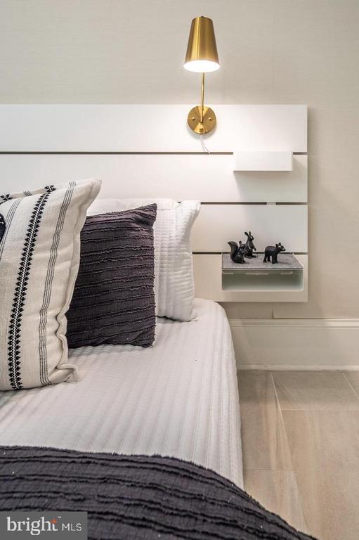 1807 CALIFORNIA STREET NW Unit: T5