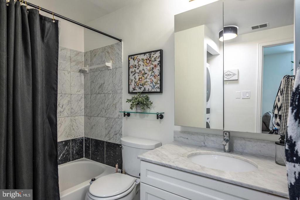 1807 CALIFORNIA STREET NW Unit: T5