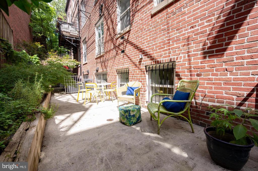 1807 CALIFORNIA STREET NW Unit: T5
