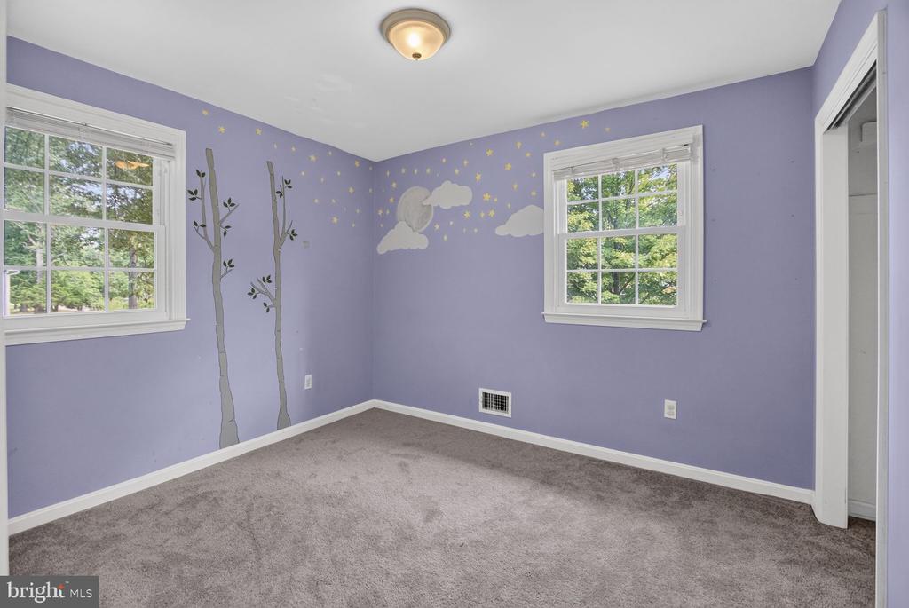 3637 WOODLEY ROAD