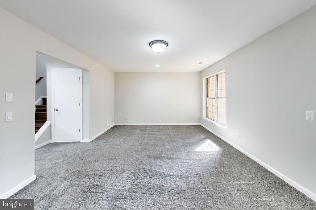 11300 GOLDEN EAGLE PLACE