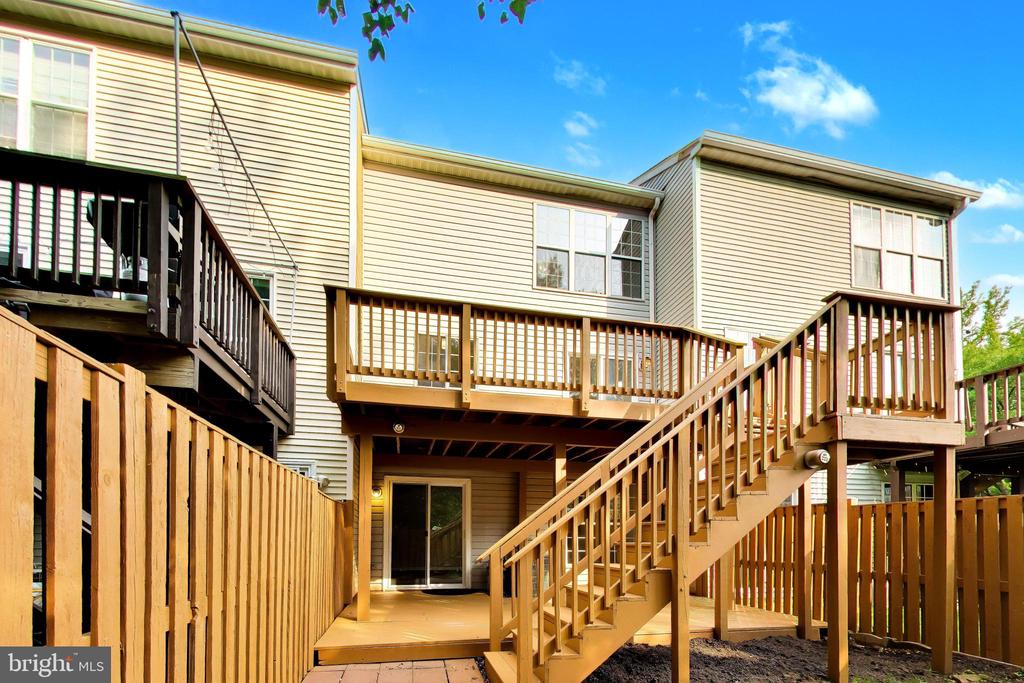 11300 GOLDEN EAGLE PLACE