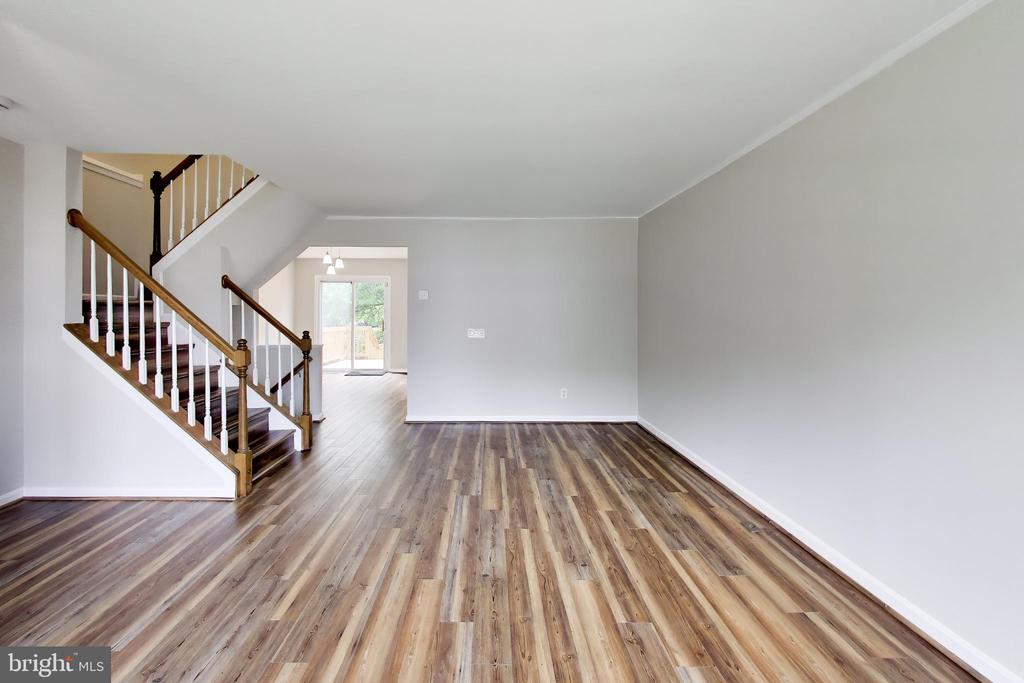 11300 GOLDEN EAGLE PLACE