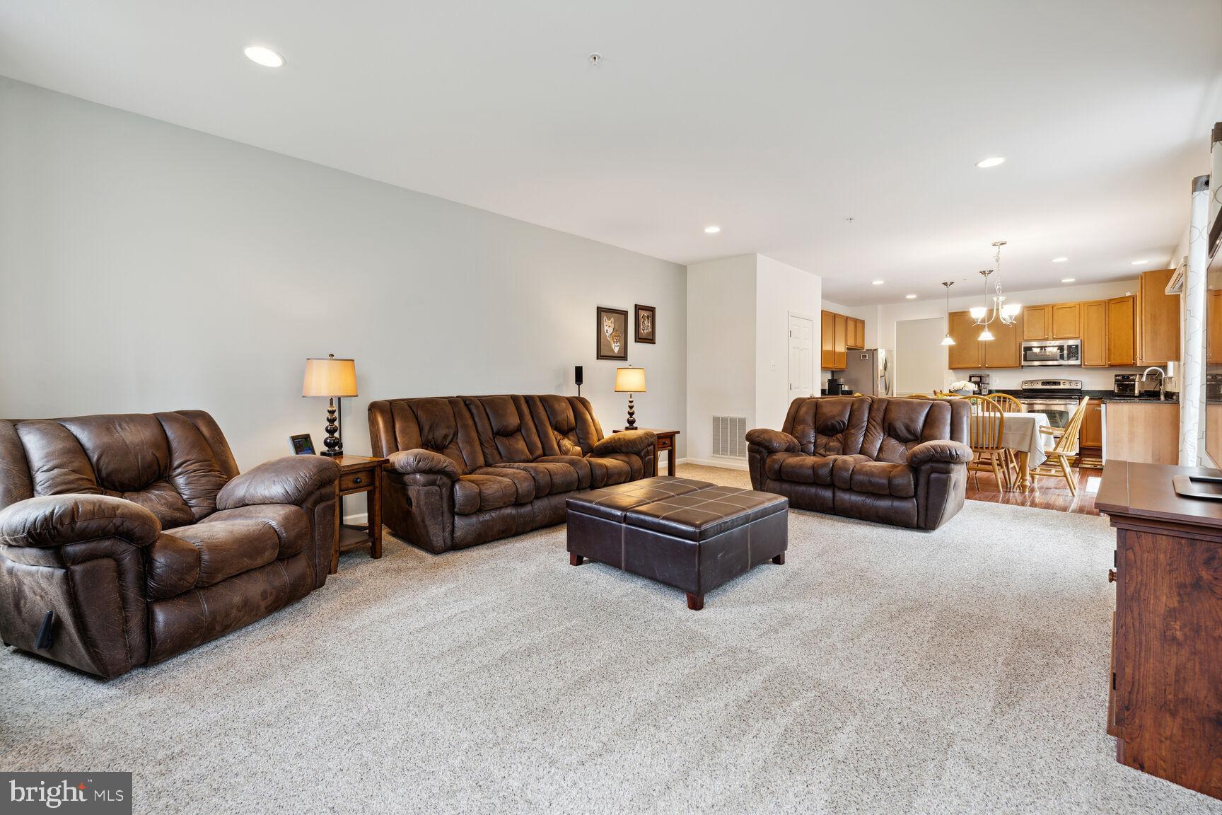 5119 MAITLAND TERRACE