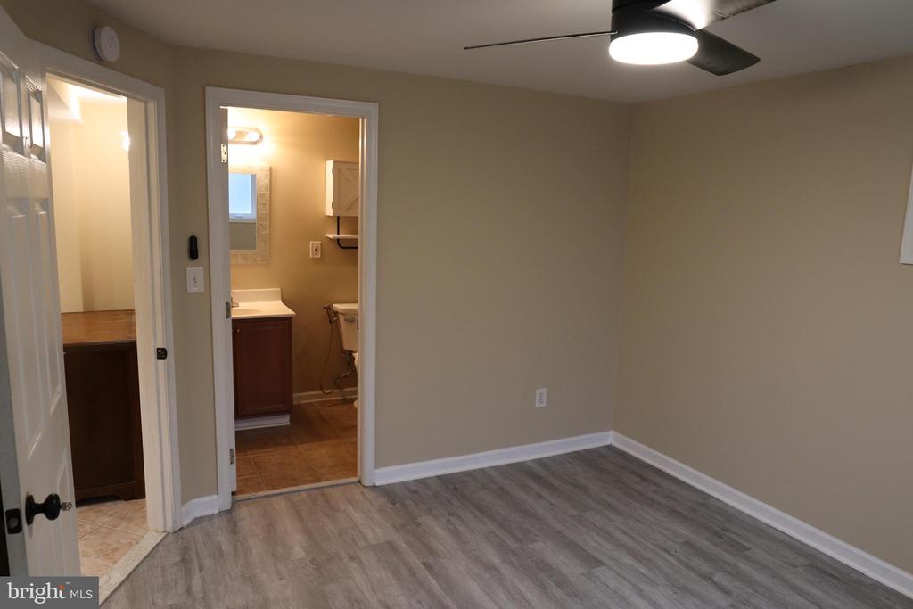 11202 TROY ROAD