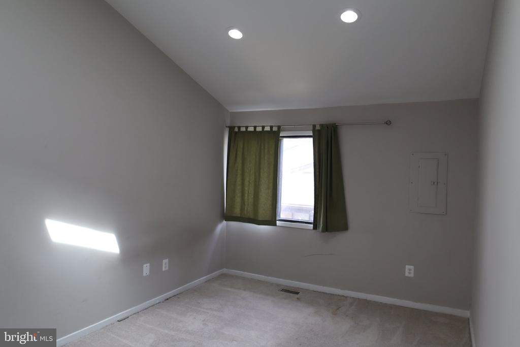 9709 HELLINGLY PLACE 56