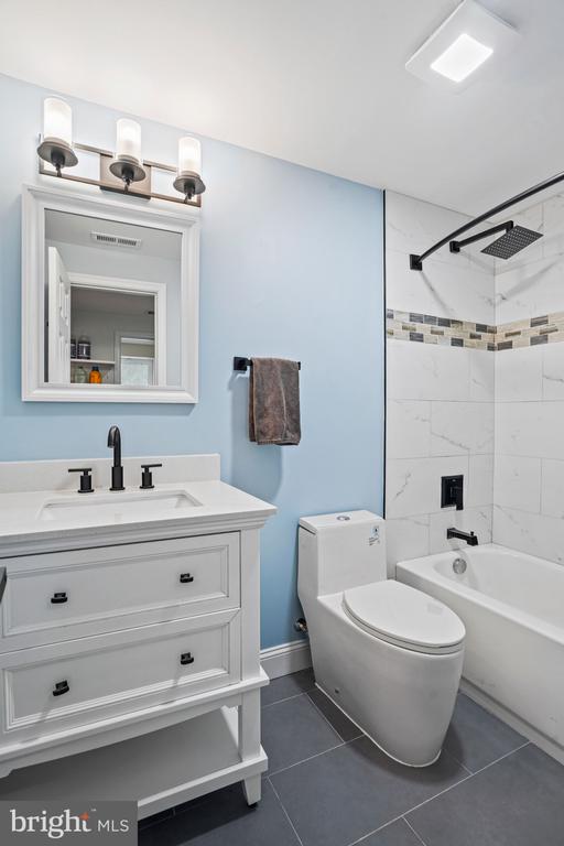10908 DOWER HOUSE COURT