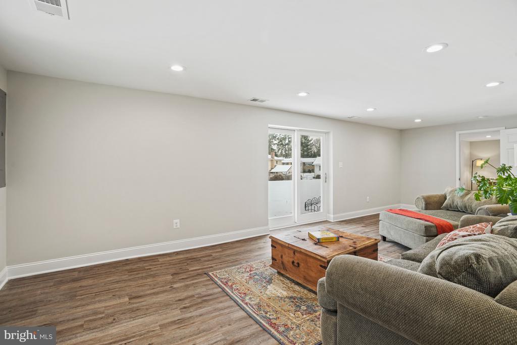 10908 DOWER HOUSE COURT