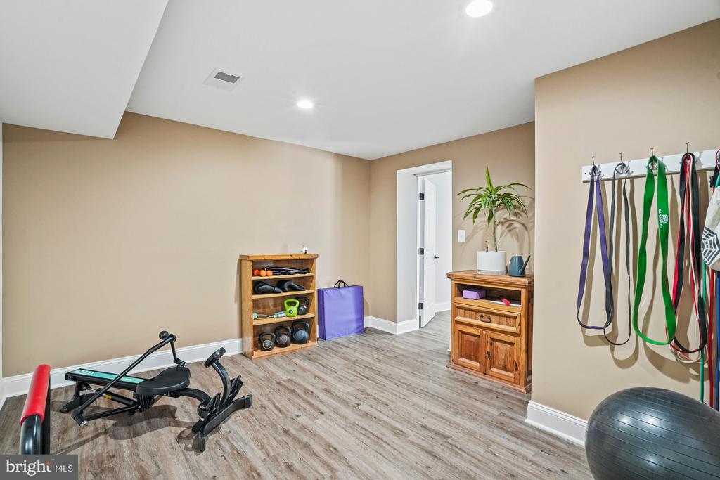 10908 DOWER HOUSE COURT