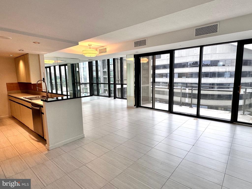 1530 KEY BOULEVARD 1321