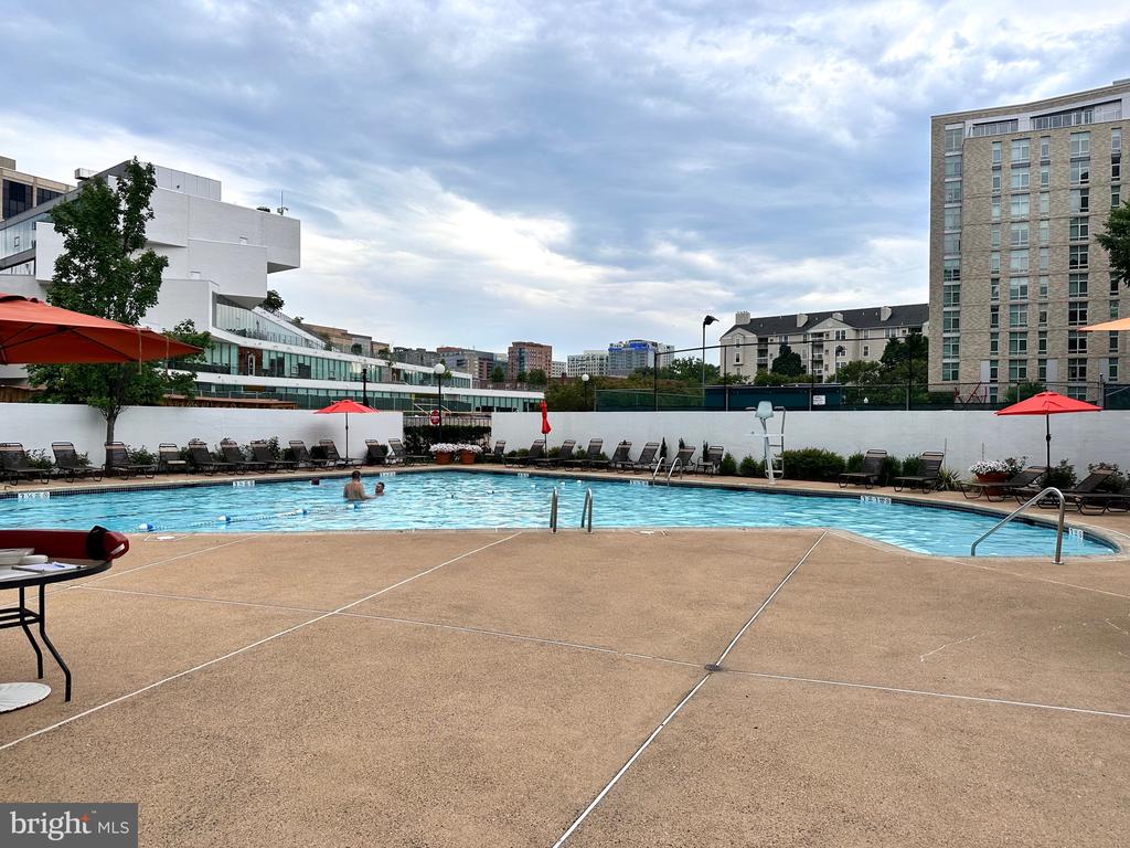 1530 KEY BOULEVARD 1321