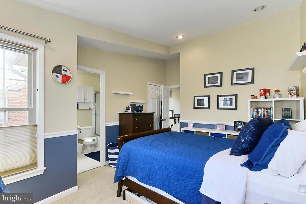 3110 9TH ROAD A N