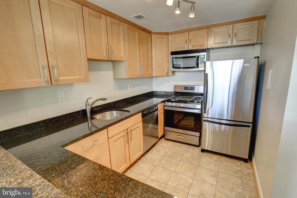 4201 CHERRY HILL ROAD 306