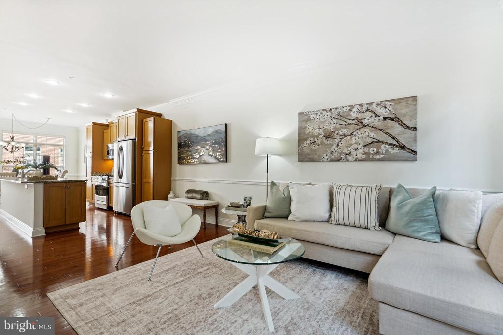 411 N GEORGE MASON DRIVE