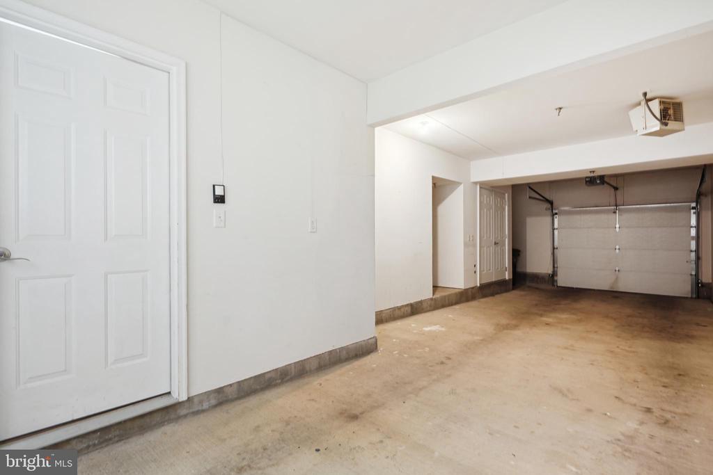 411 N GEORGE MASON DRIVE