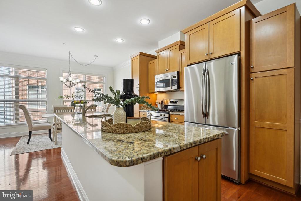 411 N GEORGE MASON DRIVE