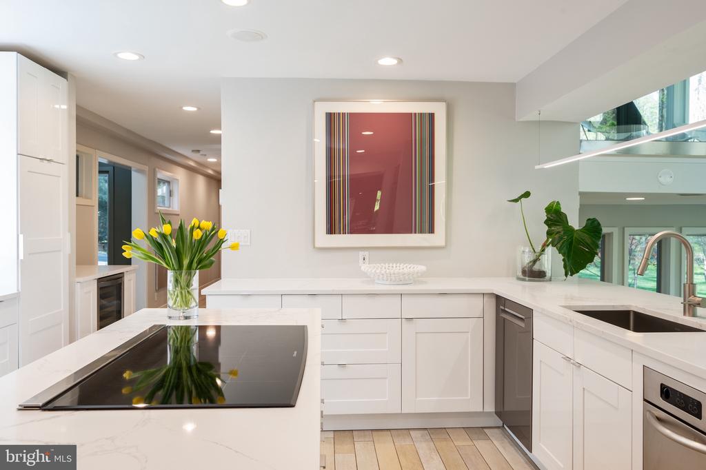 2607 24TH STREET N
