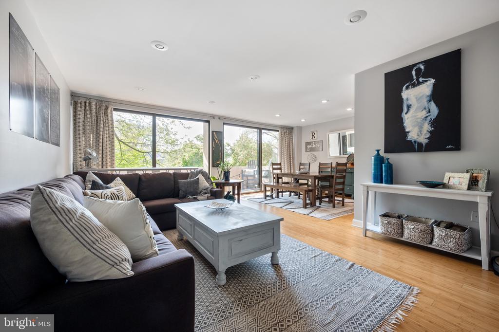 4141 N HENDERSON ROAD 127