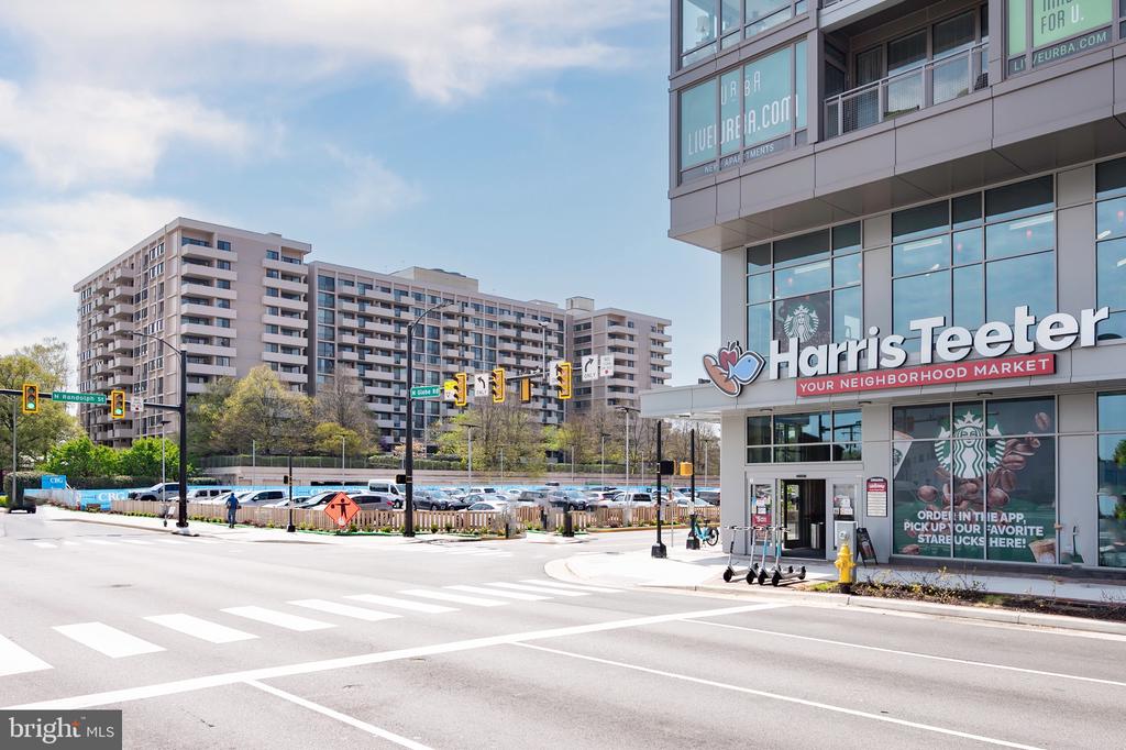 4141 N HENDERSON ROAD 127