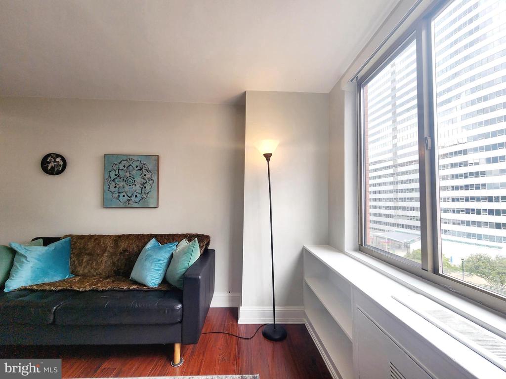 1121 ARLINGTON BOULEVARD 928