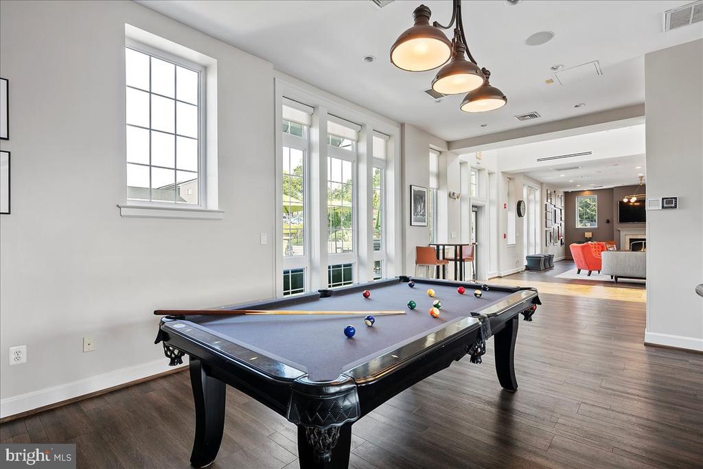 4141 S FOUR MILE RUN DRIVE 201