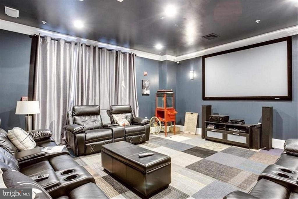 2301 25TH STREET S 306