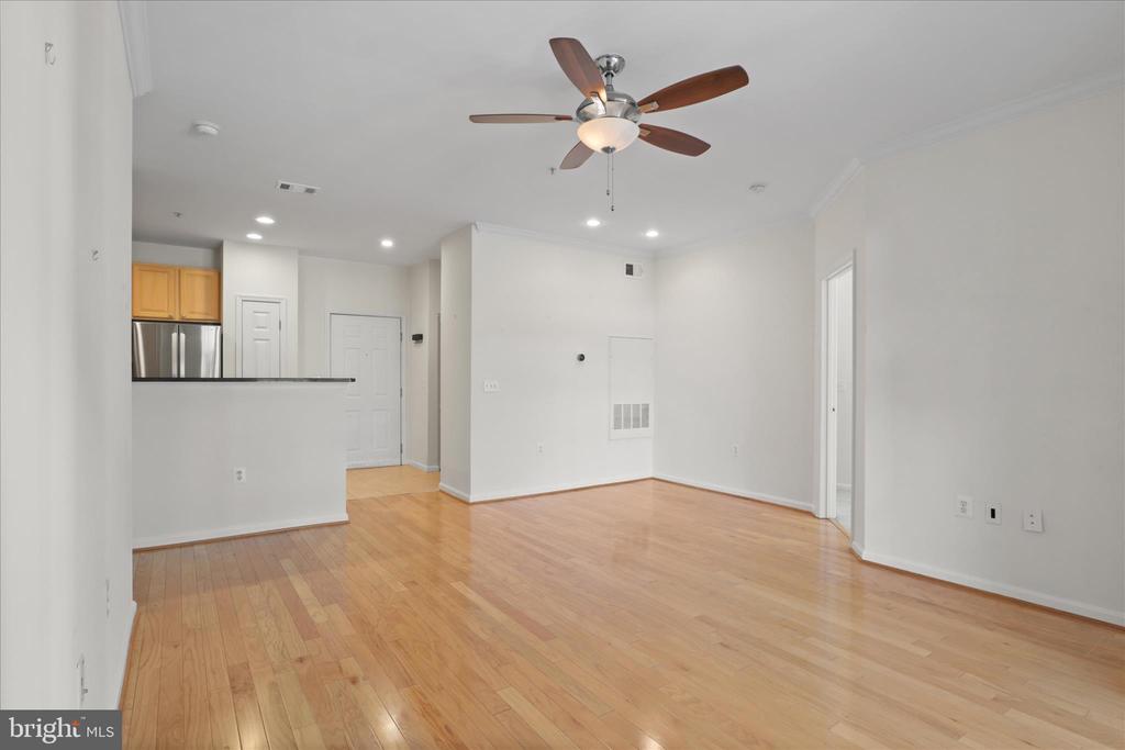 2301 25TH STREET S 306