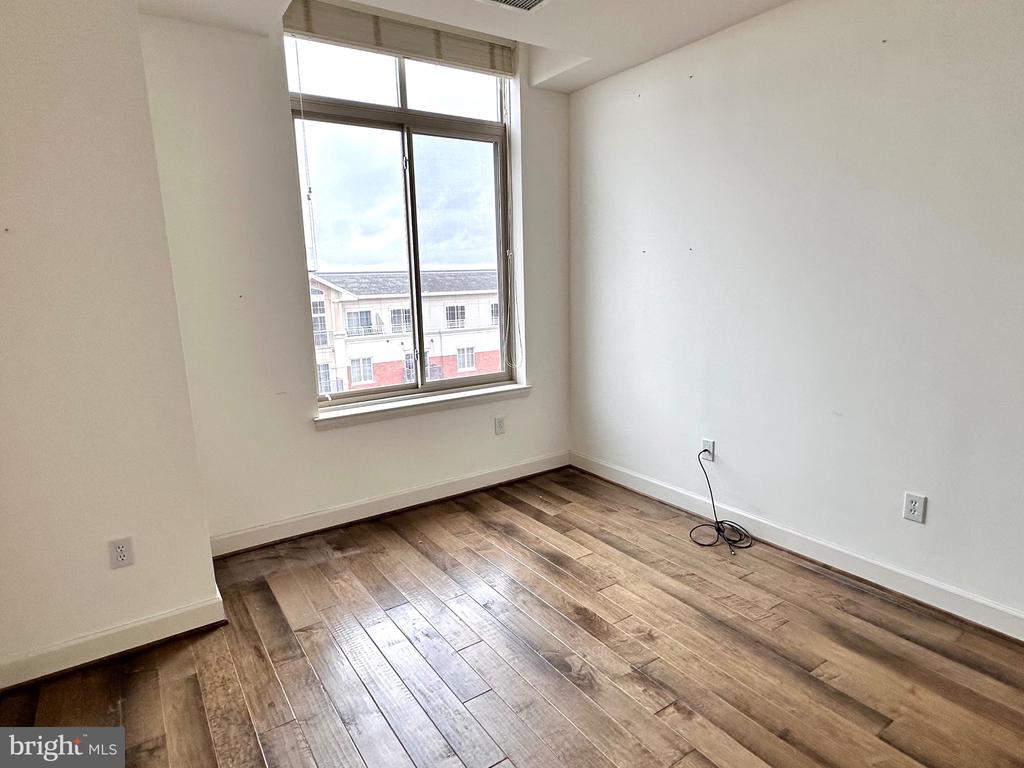 1220 N FILLMORE STREET PH08