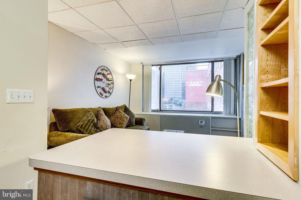 1111 ARLINGTON BOULEVARD 812