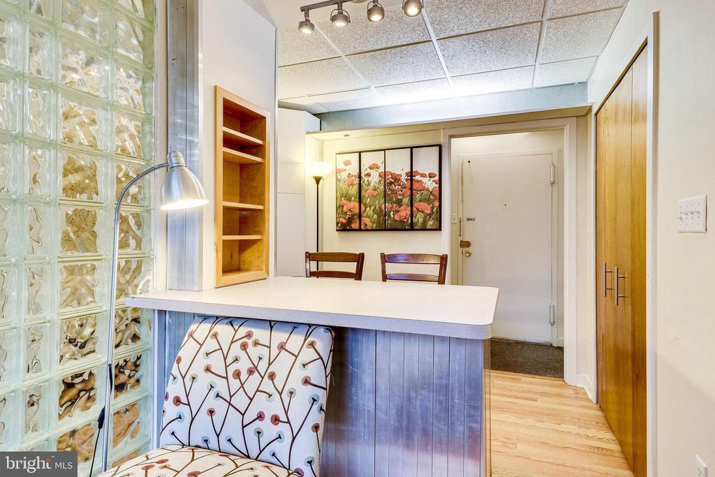1111 ARLINGTON BOULEVARD 812