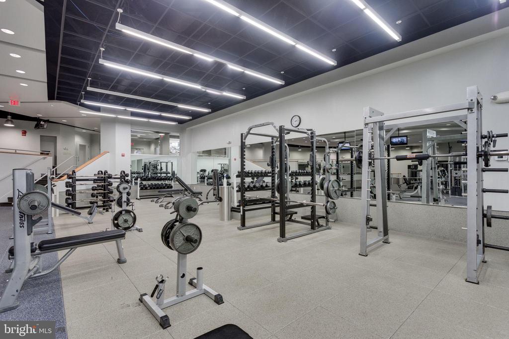 1111 ARLINGTON BOULEVARD 812