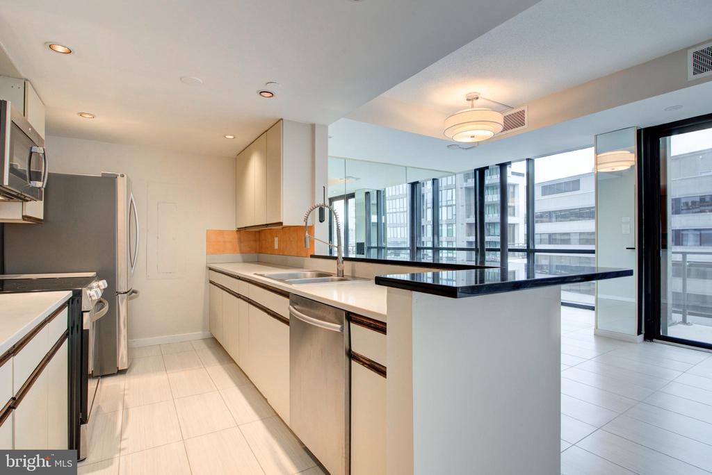 1530 KEY BOULEVARD 1321