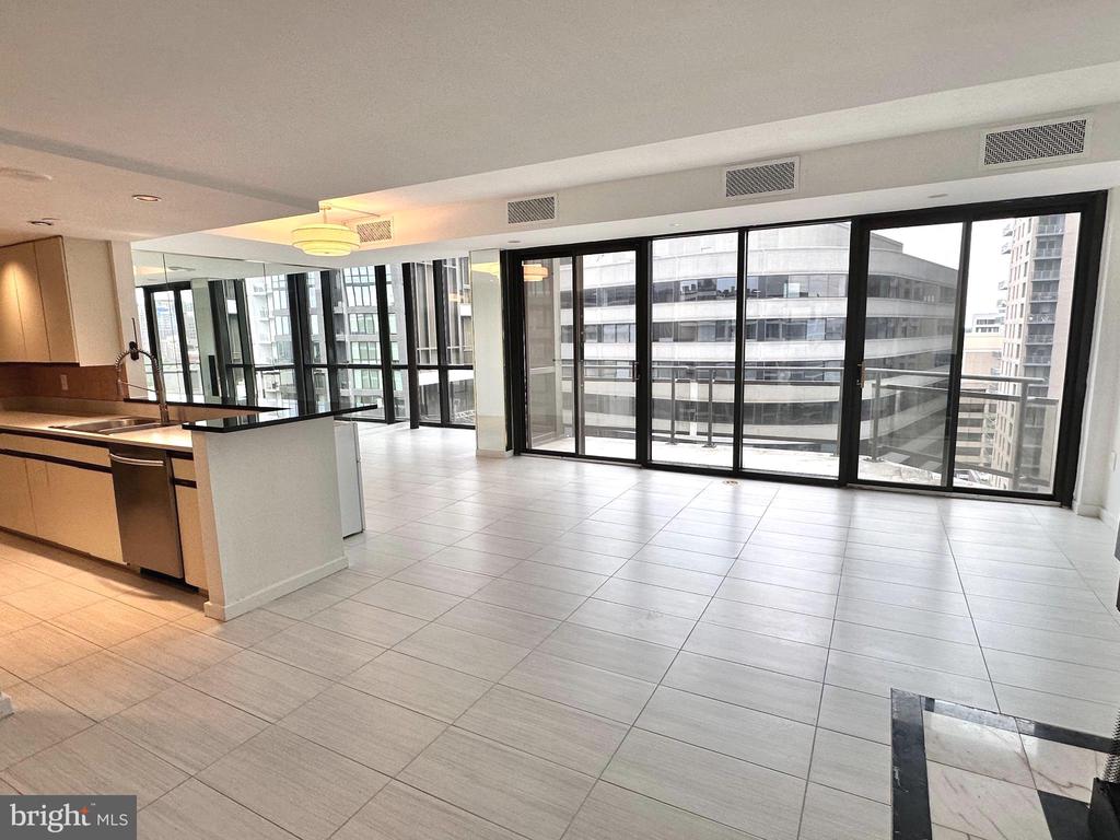 1530 KEY BOULEVARD 1321