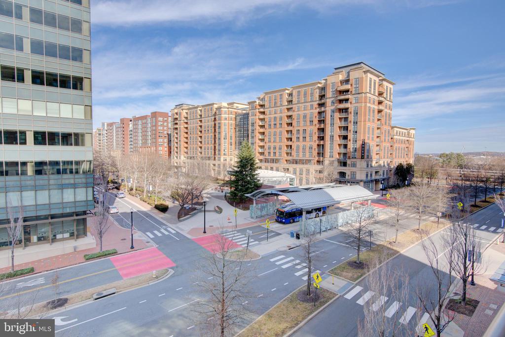 3600 S GLEBE ROAD 414W
