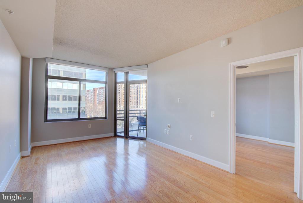 3600 S GLEBE ROAD 414W