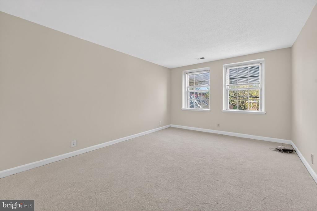 4862 28TH STREET S C2