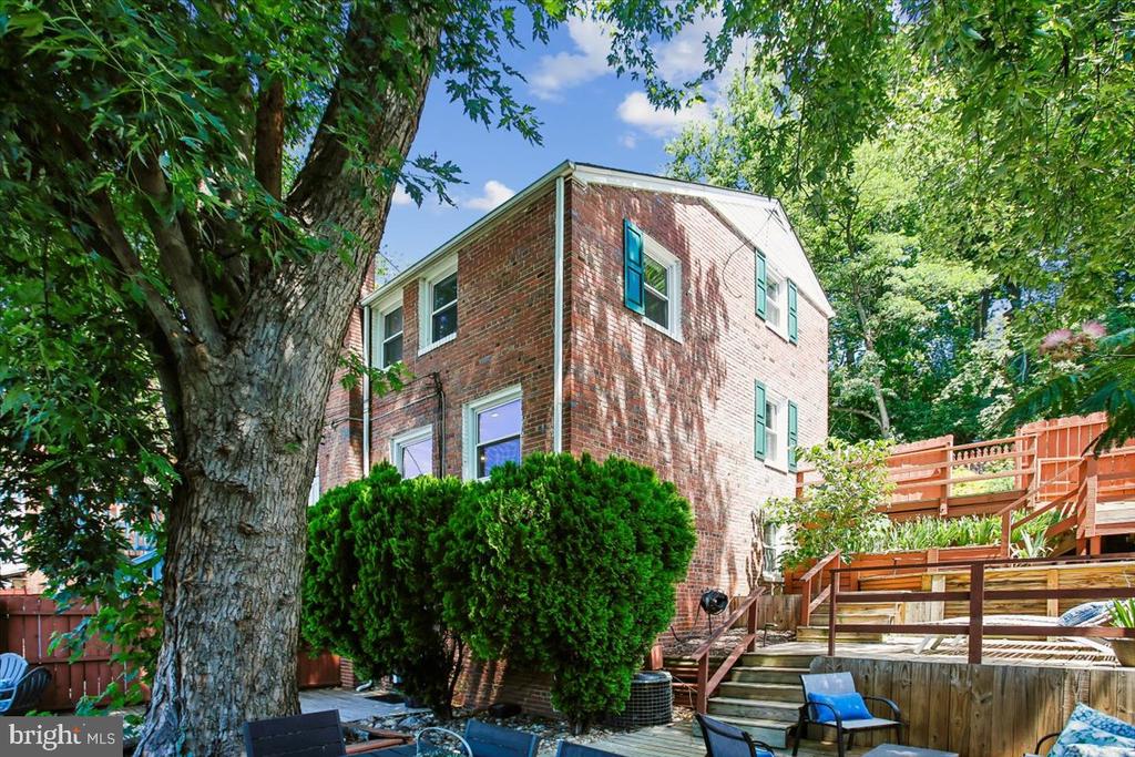 3804 KEMPER ROAD