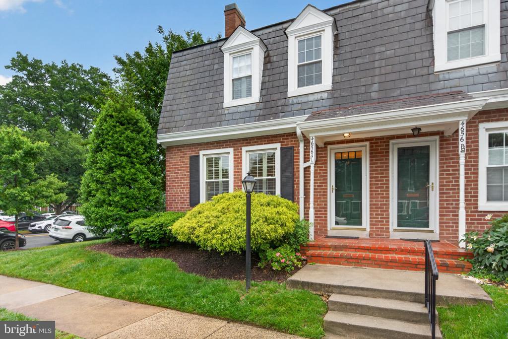 4656 36TH STREET S A