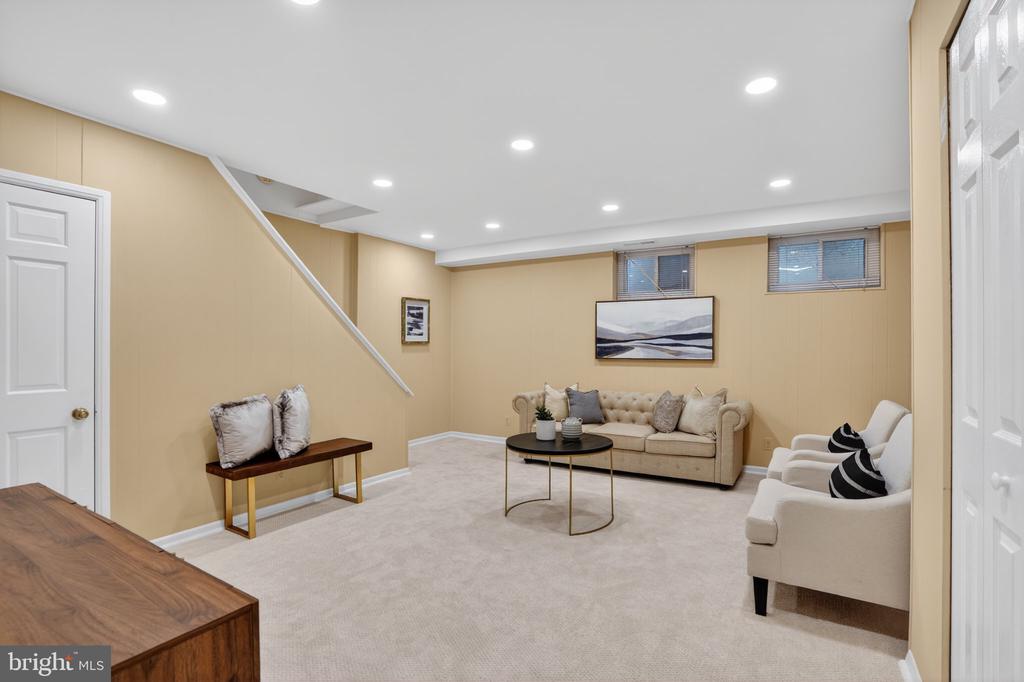 4656 36TH STREET S A
