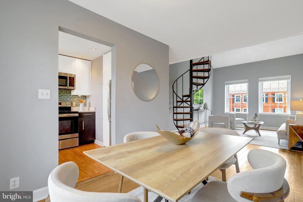 3052 S BUCHANAN STREET Unit: C1